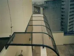 cobertura-de-policarbonato-01.webp