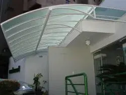 cobertura-de-policarbonato-em-indaiatuba-01.webp